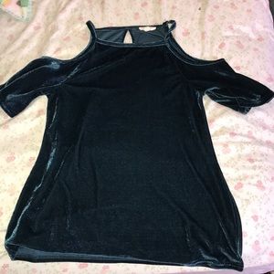 never worn, velvet off the shoulder top